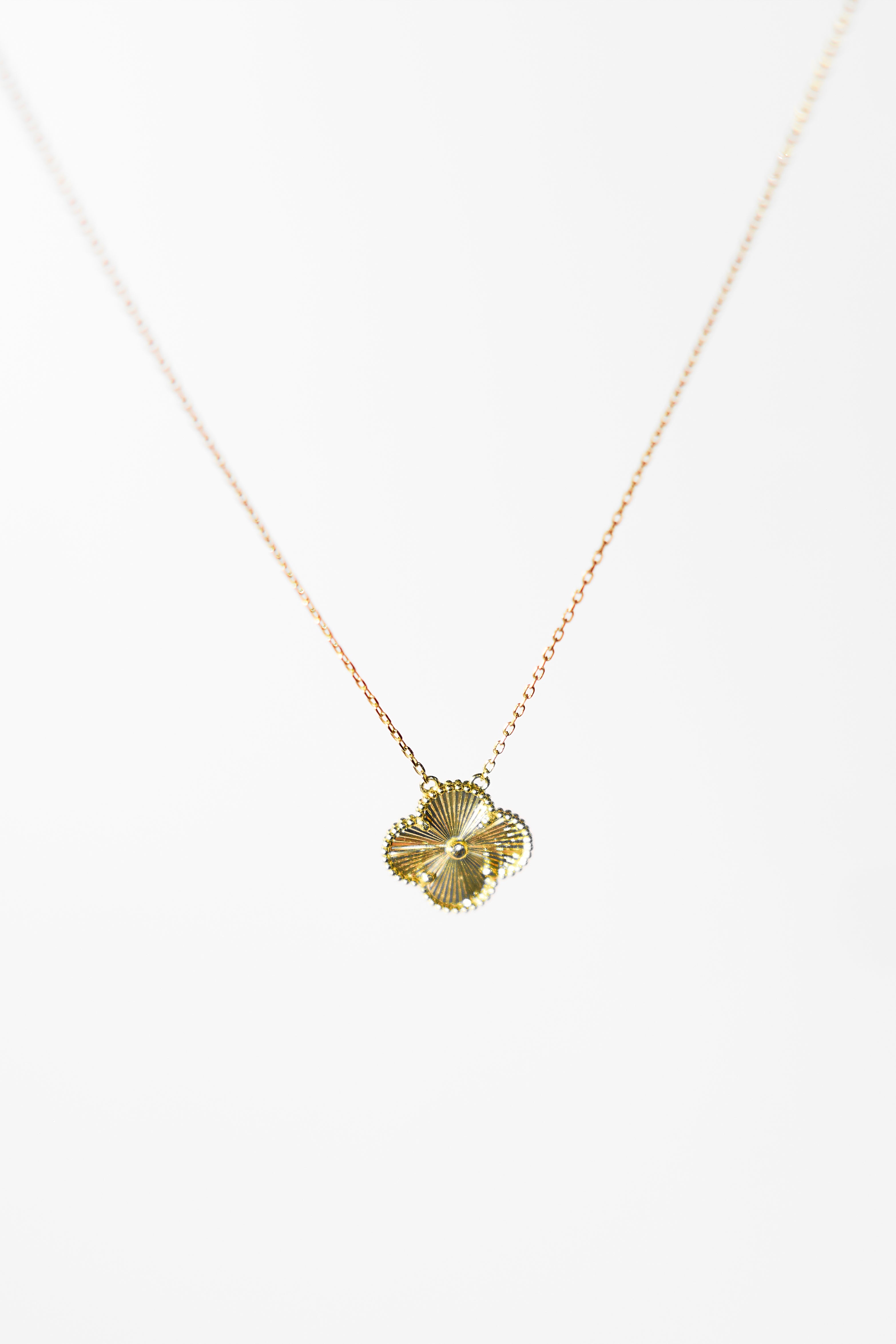 Collar inspiración VC