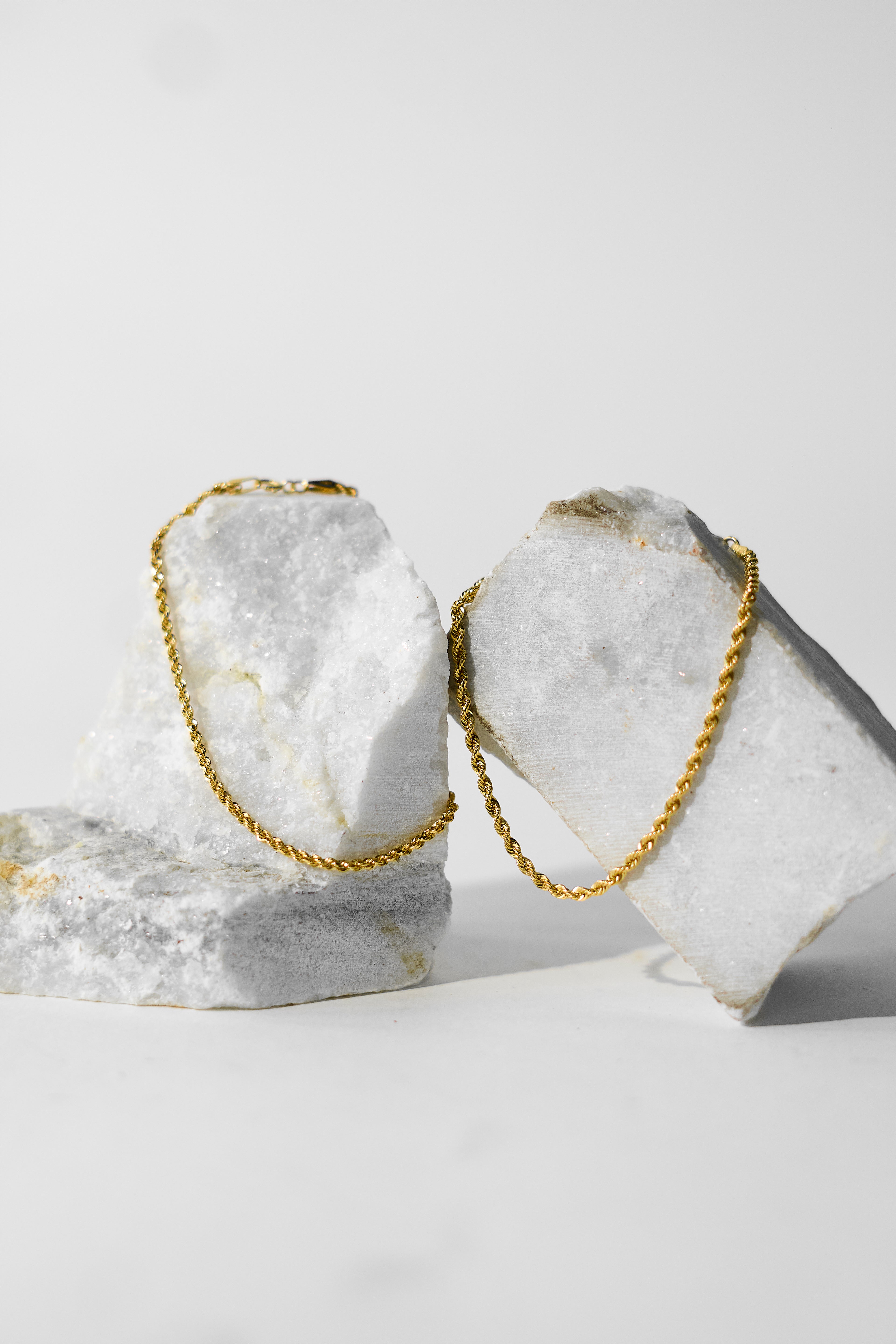 Pulsera Raíz Dorada