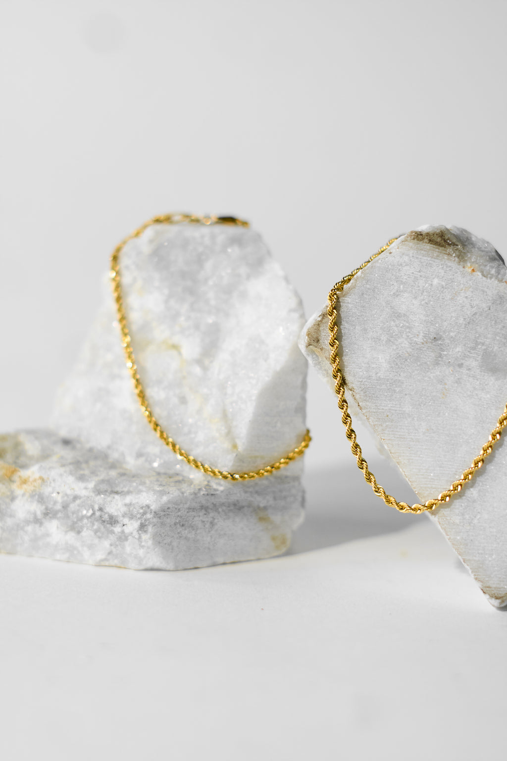 Pulsera Raíz Dorada